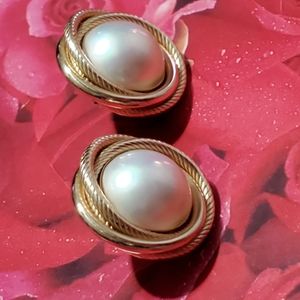 14K Gold Pearl Earrings